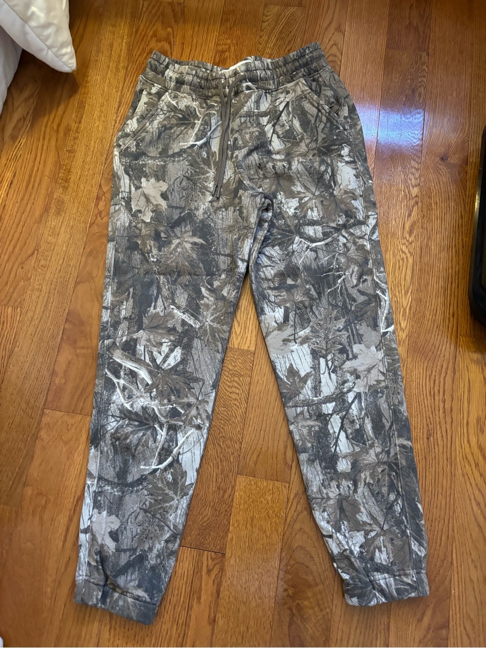 Men's Gray Camo Jogger Pants - Hollister